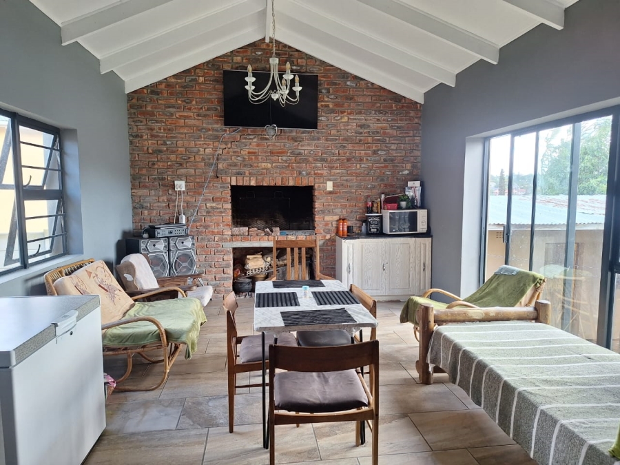 4 Bedroom Property for Sale in Van Riebeeck Hoogte Eastern Cape